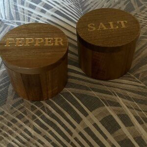 NIB Acacia Wood Salt & Pepper Pots/Cellars with Built-In Spoon & Swivel Lid